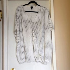 Worthington women plus size faux wrap top plus size 4x white and black